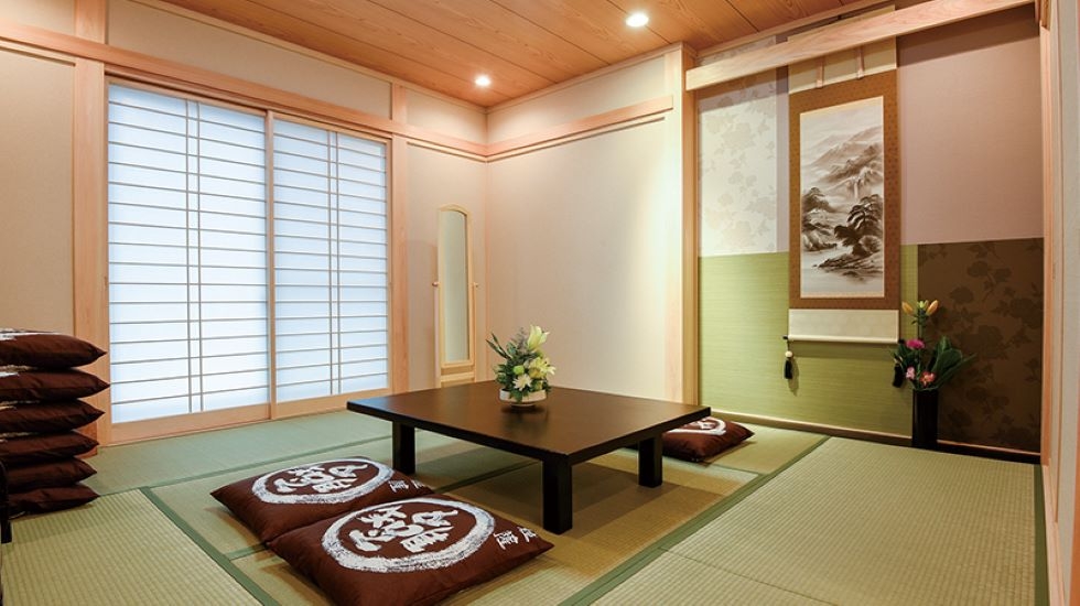 日典ラサ 華弥堂 しきしま(日典ラサ敷島併設)