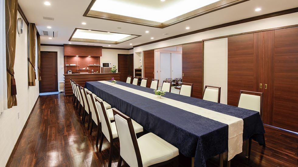 日典ラサ 華弥堂 しきしま(日典ラサ敷島併設)