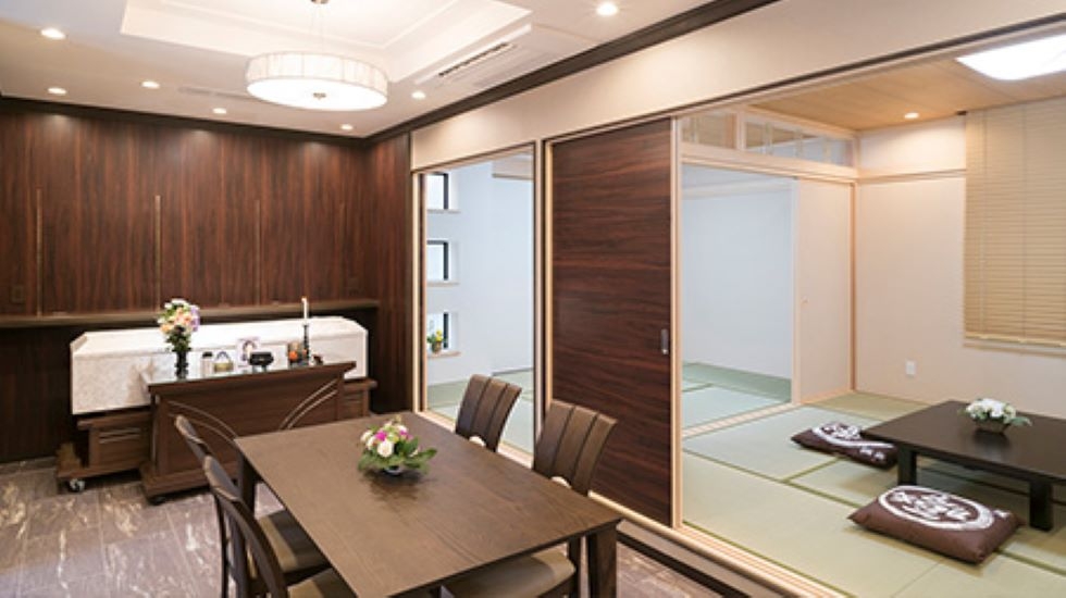 日典ラサ 華弥堂 ひろせ川(日典ラサ敷島併設)