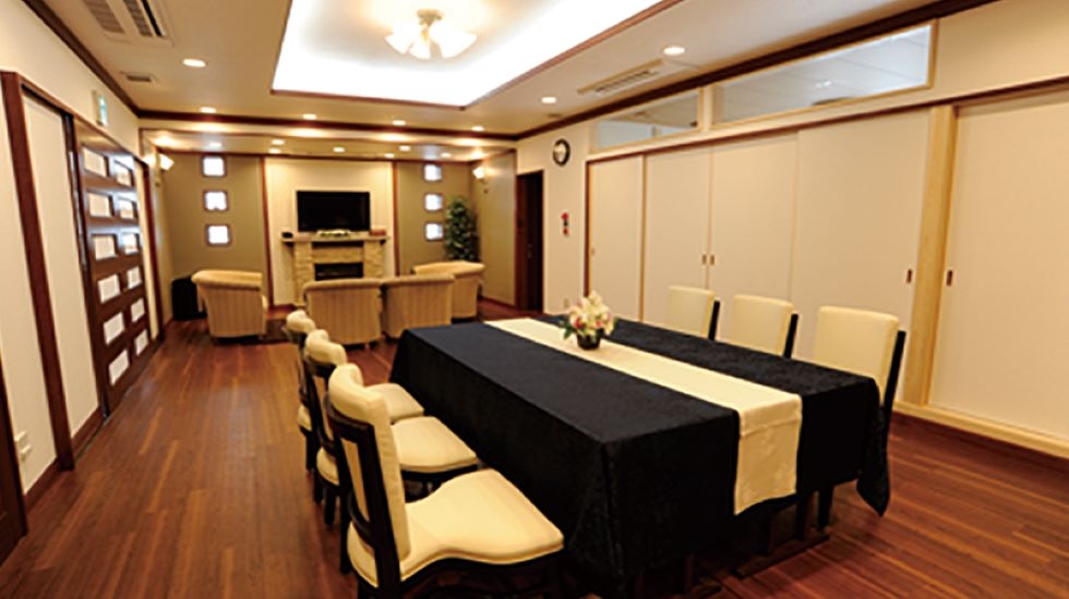 日典ラサ 華弥堂 かなやま(日典ラサ金山併設)