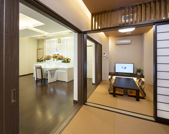 自由な家族葬 千の風 枚方田口ホール