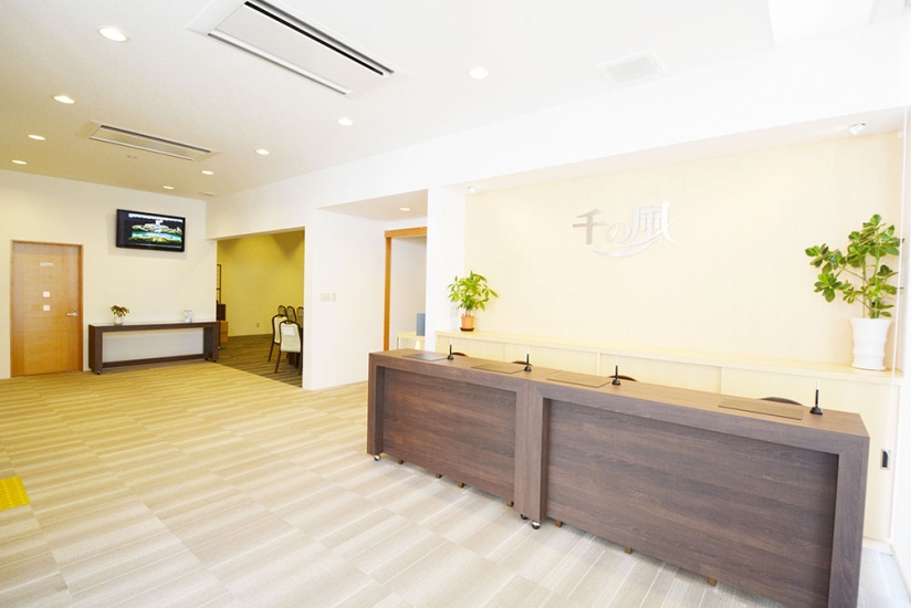 自由な家族葬 千の風 池田ホール