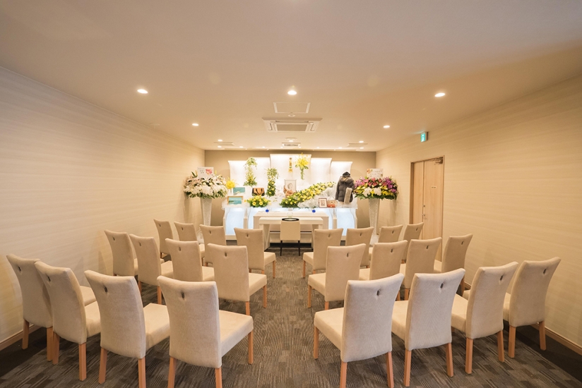 自由な家族葬 千の風 寝屋川西ホール