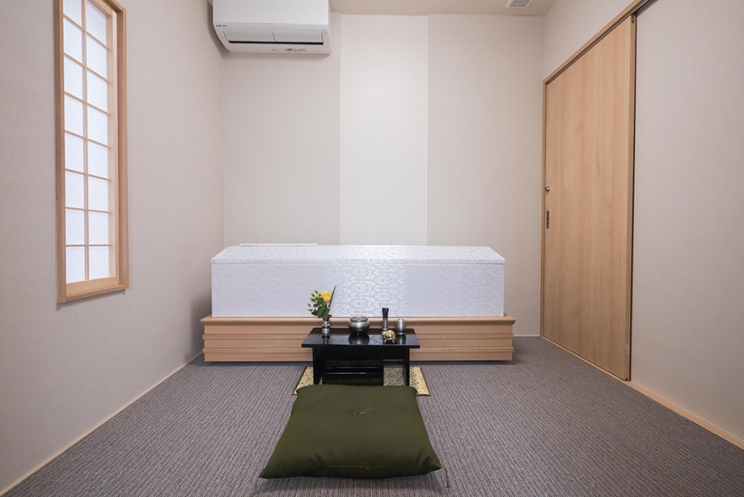 自由な家族葬 千の風 寝屋川西ホール