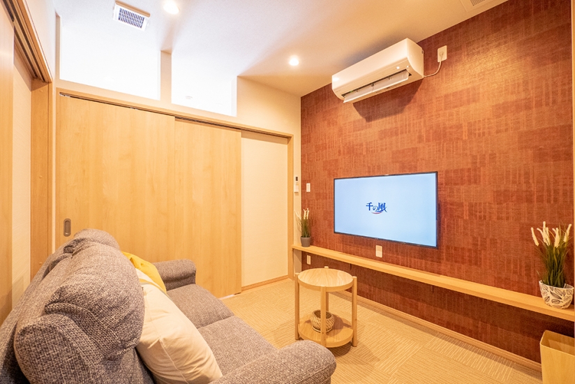 自由な家族葬 千の風 堺浅香山ホール