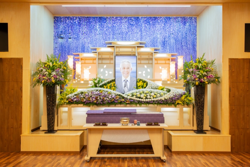 玉泉院　鏡会館