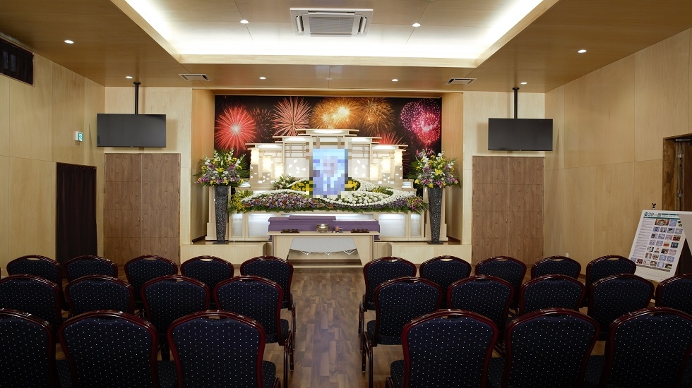 玉泉院　鏡会館