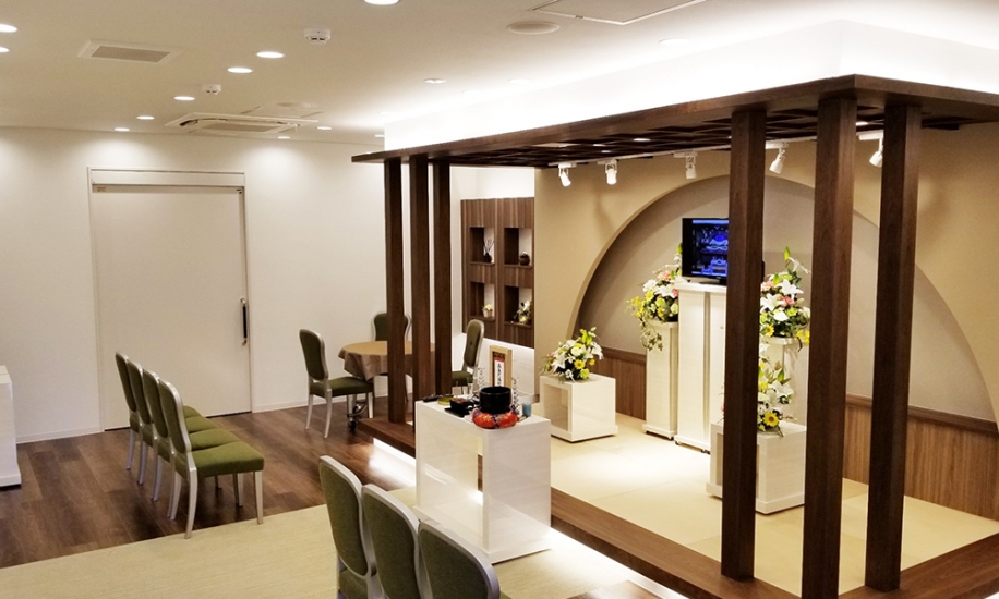 ファミーユ　久世