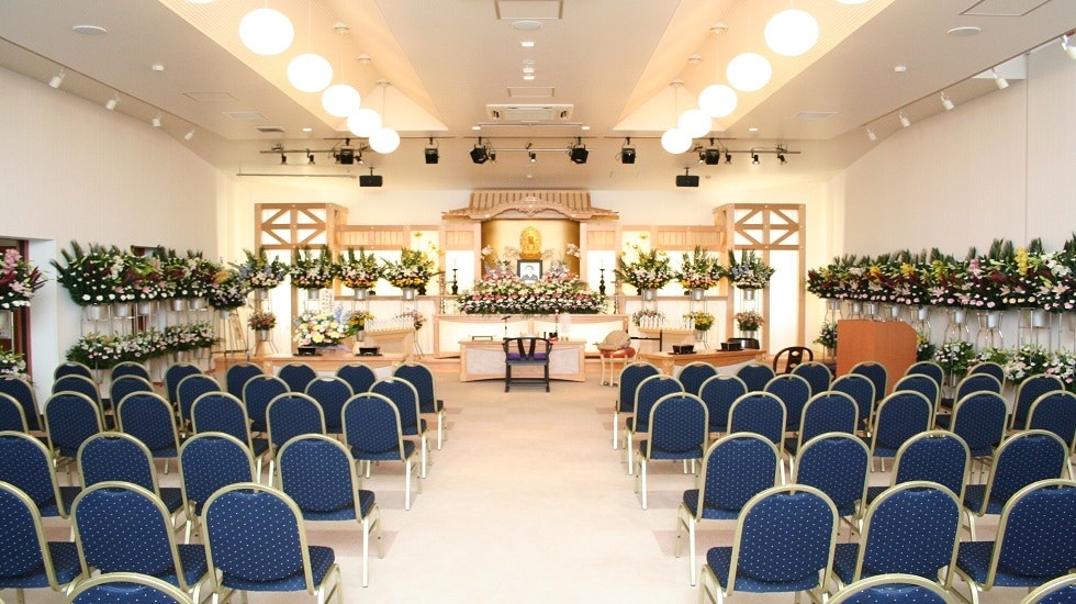 アク・サン余目