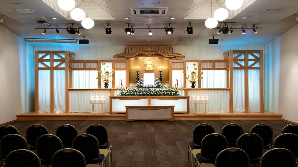 アク・サン余目