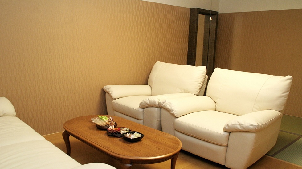 アク・サン本町