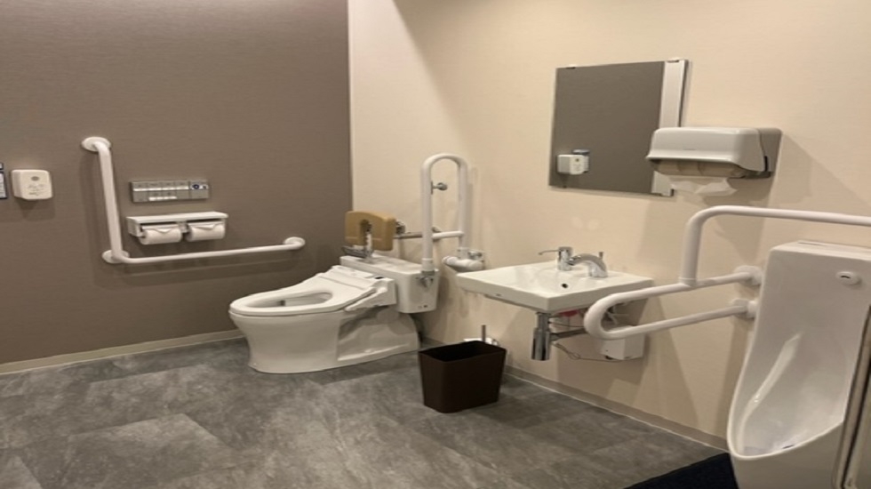 ファミーユ　枚方長尾