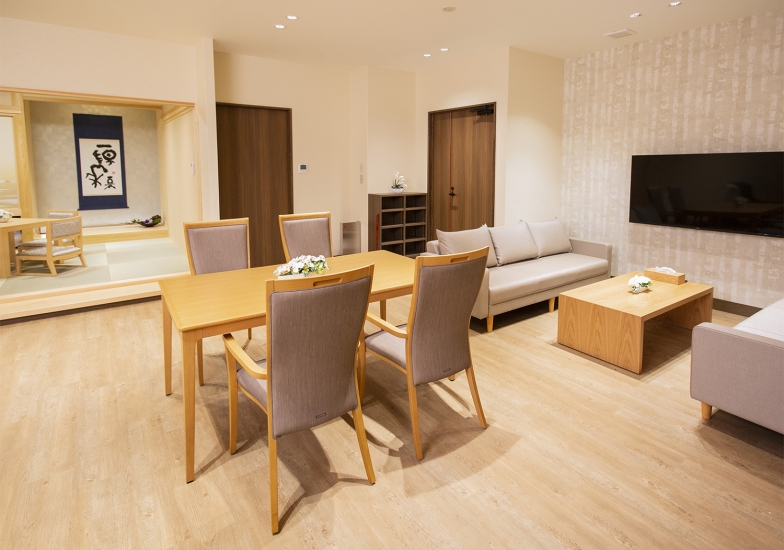 玉泉院植木会館