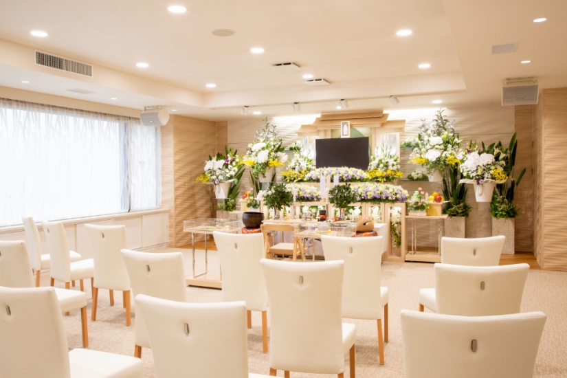 サン・ライフ　伊勢原駅南口ファミリーホール