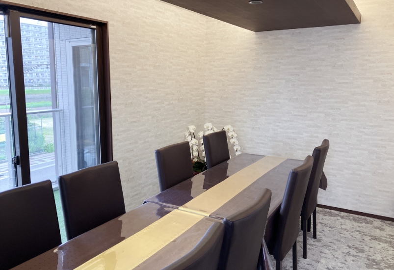 家族葬の広仏 段原