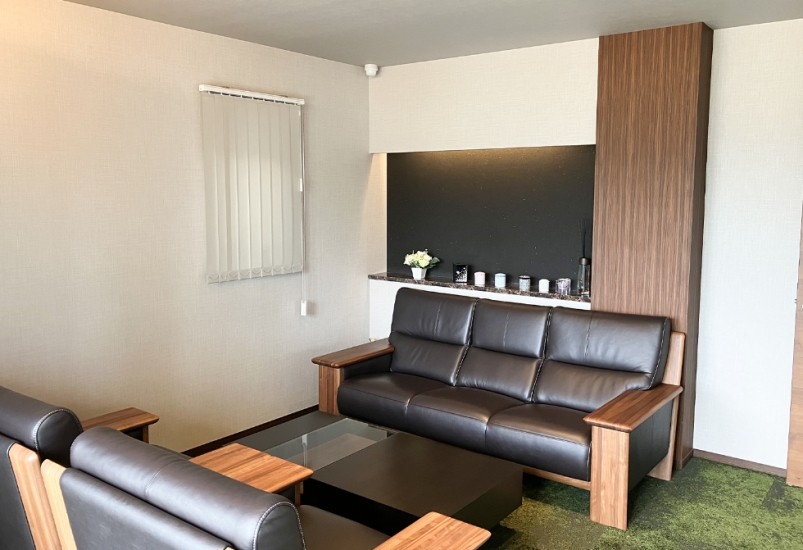 家族葬の広仏 段原