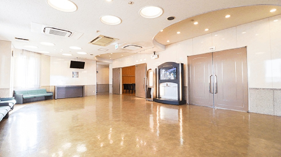 メモリアルプラザ公益会舘