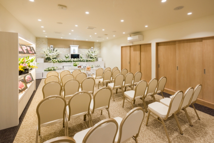 家族葬のタクセル 沓谷