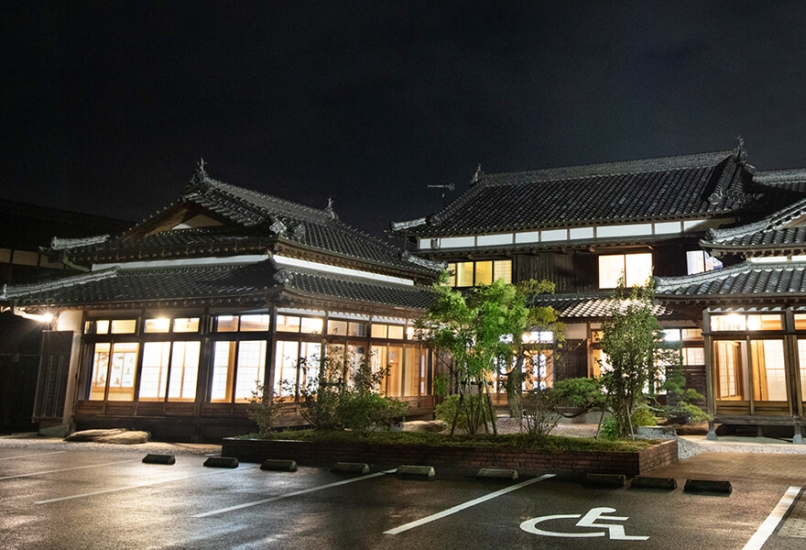 天翔会館 新田原斎場（行橋市）の葬儀料金・アクセス情報(電車・駐車場