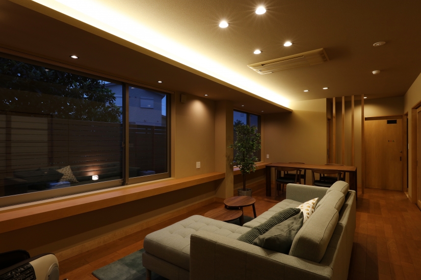 かずやコスメディア 家族葬ホール川登