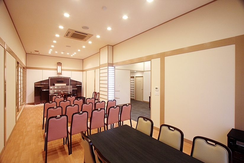 かずやコスメディア 勝立斎場・家族葬ホール勝立