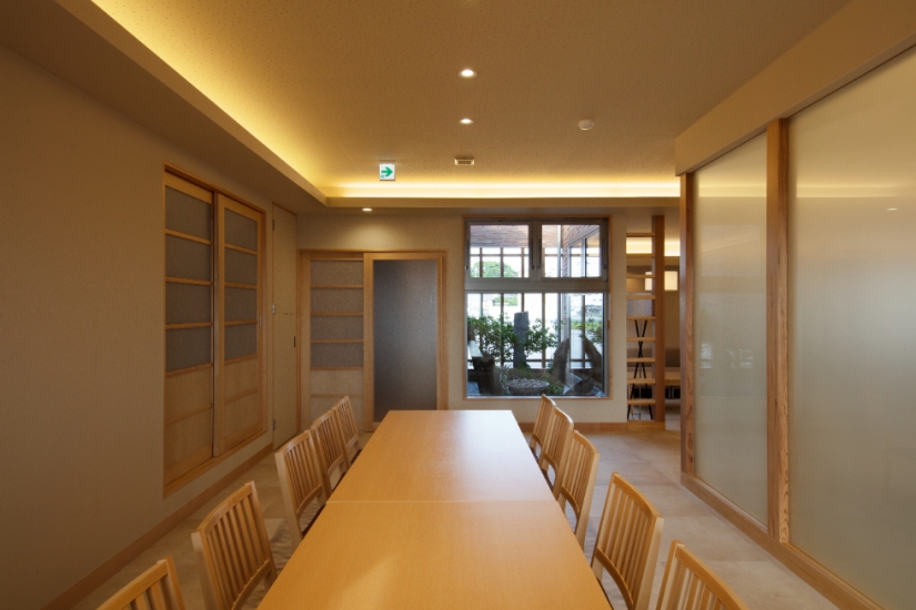 かずやコスメディア 家族葬ホール銀水