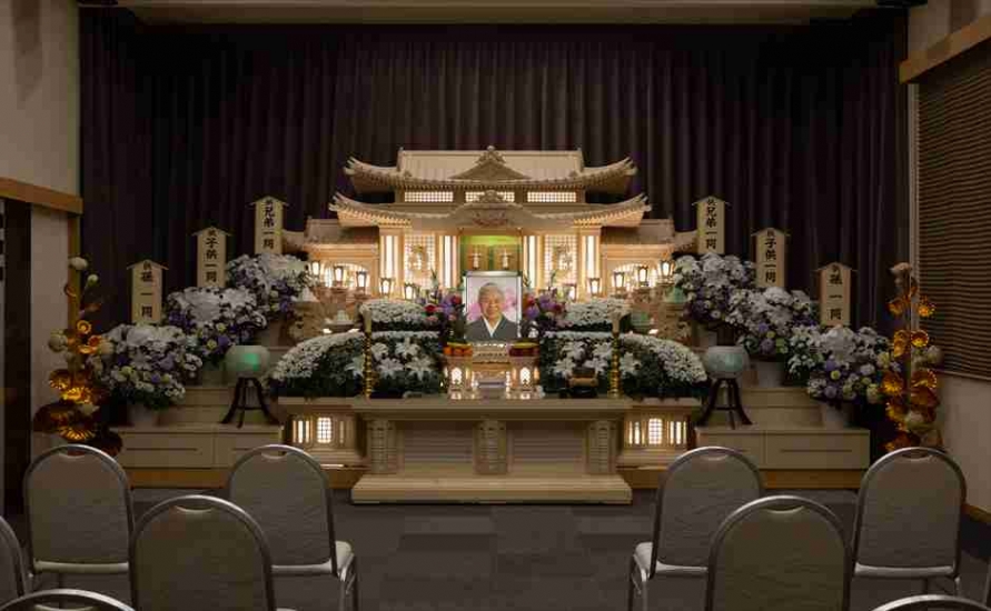 メモリアルホール黒石野長安殿