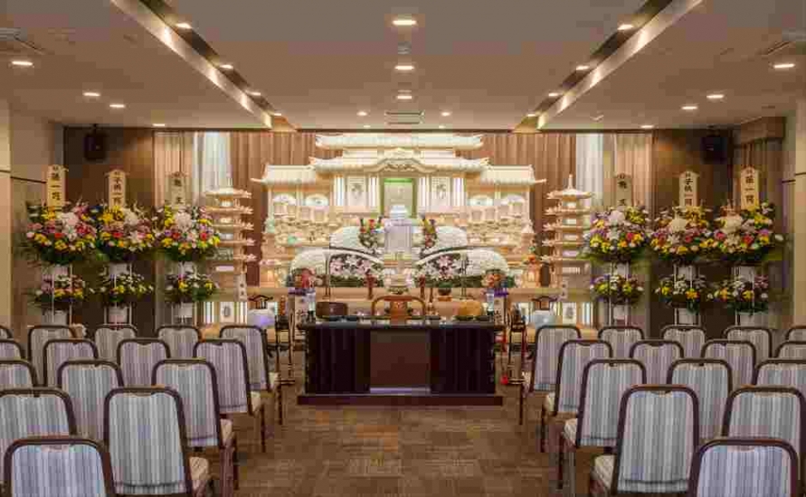 孝輝殿水沢東大通り会館