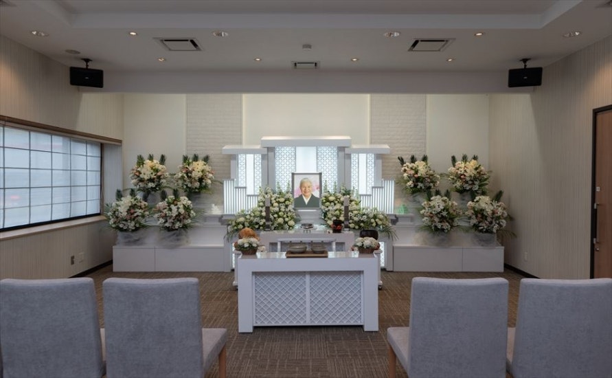 家族葬のファミラル絹の台