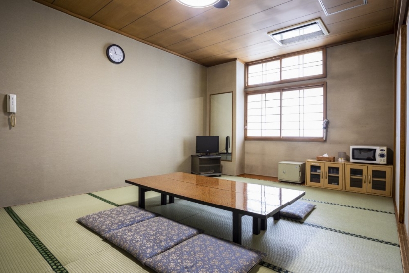 こすもすロイヤルホール