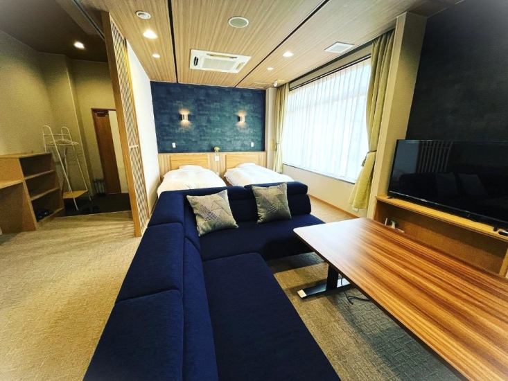 ファミリホール四季　花安本館