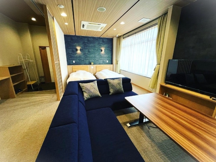 ファミリホール四季 花安本館