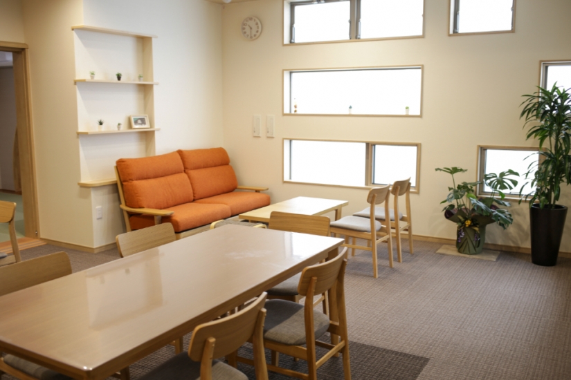 ファミリーホール四季 しんえい(花安)