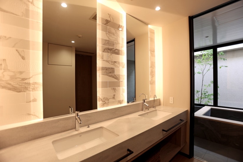 ワンランク上の家族葬ホール 木太町 公益会館 Voyage