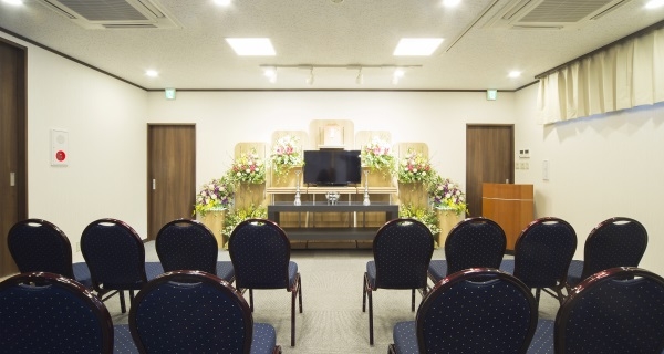 虹のホール 翠翔殿