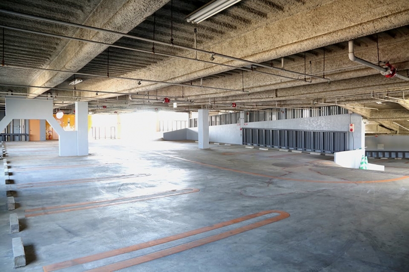 メモリードホール早岐駅前