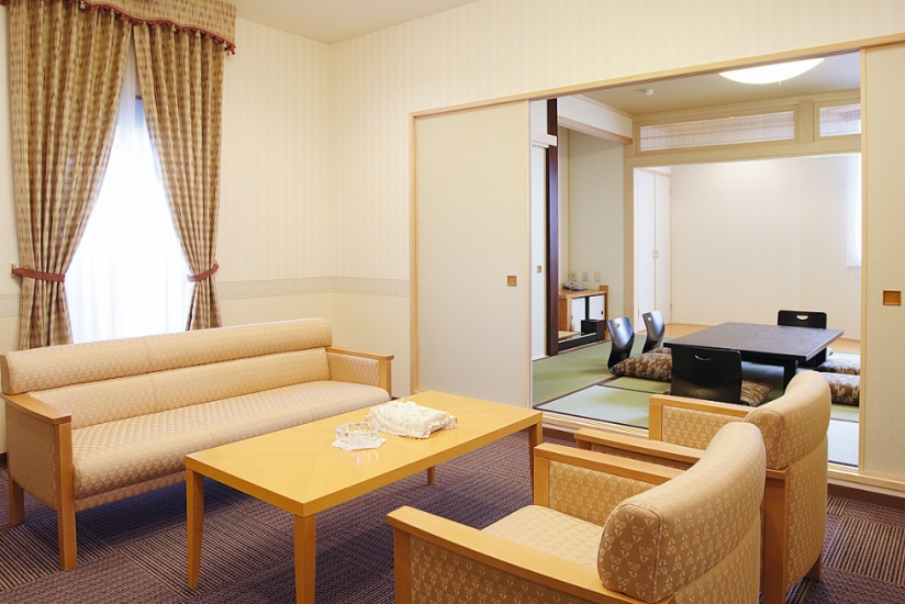 やすらぎホール埼大通り