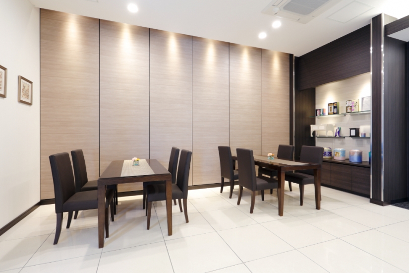 さがみ典礼 越谷駅前葬斎センター