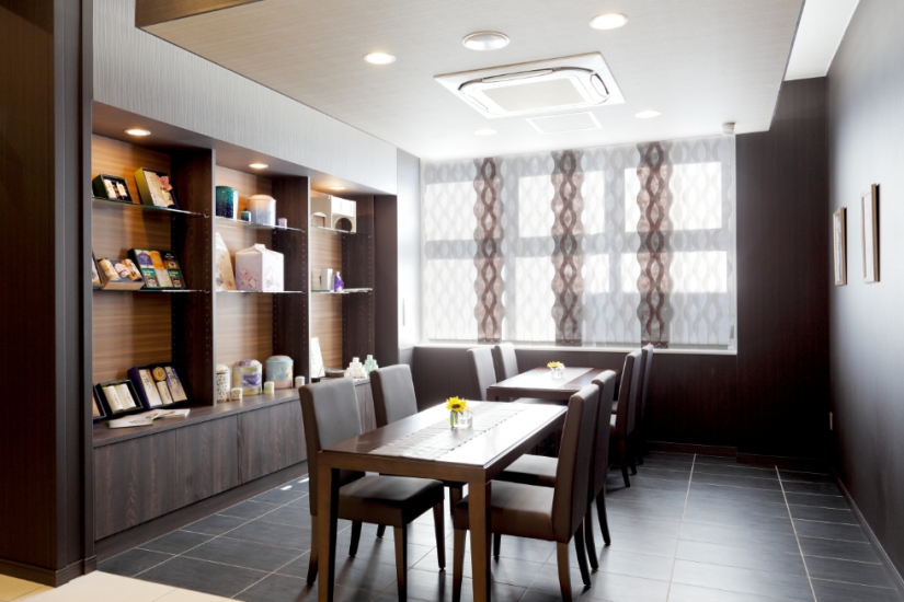 春日部駅前葬斎センター