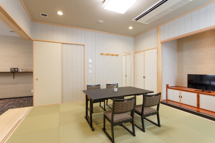 吉川駅前葬斎センター