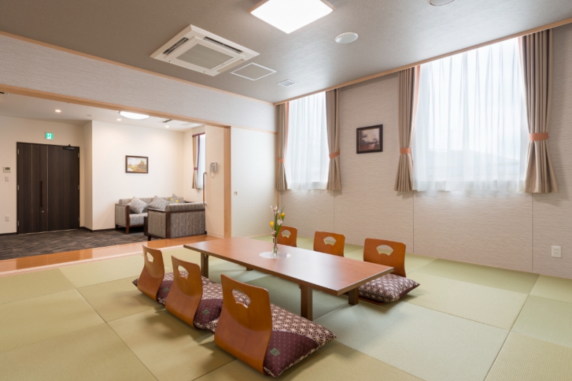 プリエ三郷中央