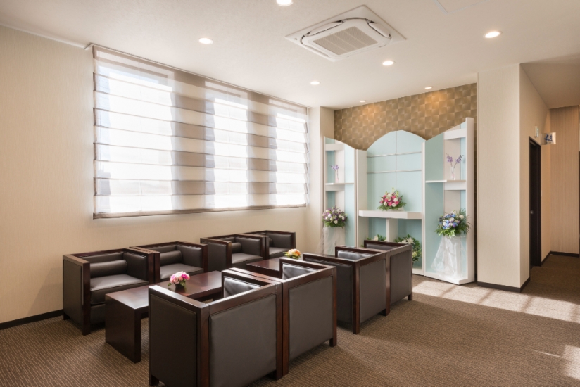 籠原駅前葬斎センター