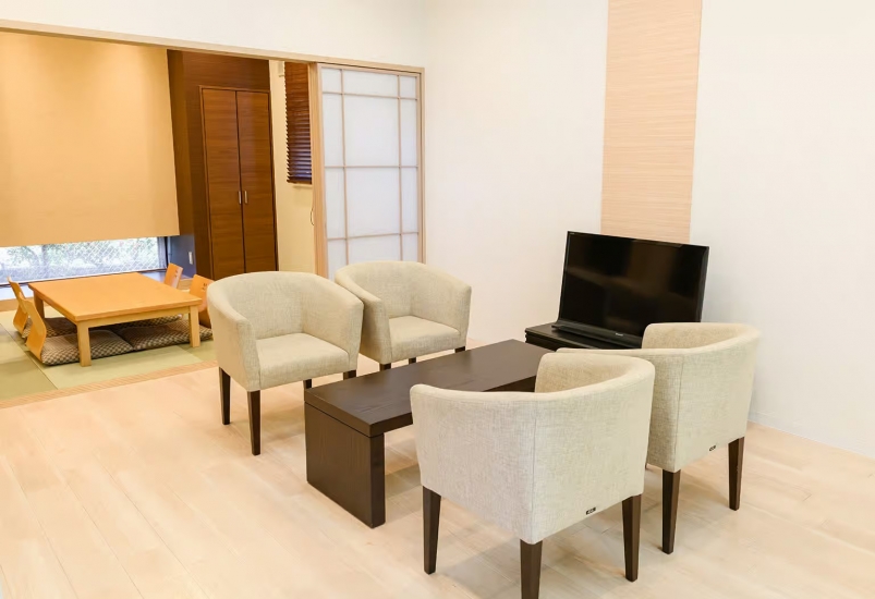 小さな森の家 江戸崎