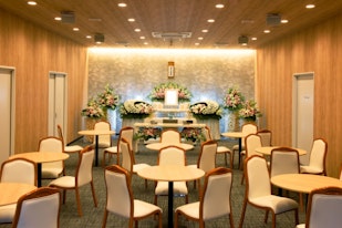 みんなの家族葬。ミウラ葬祭花園ホール