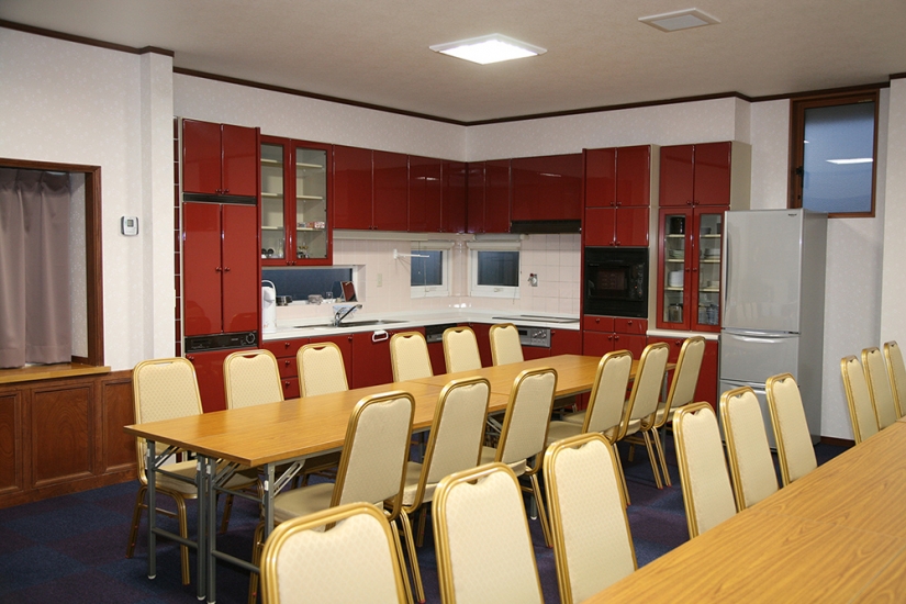 柳葬祭 いずみ館