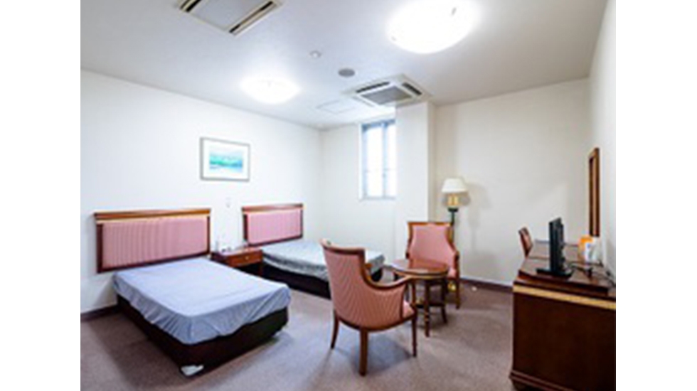 シティホール東富士