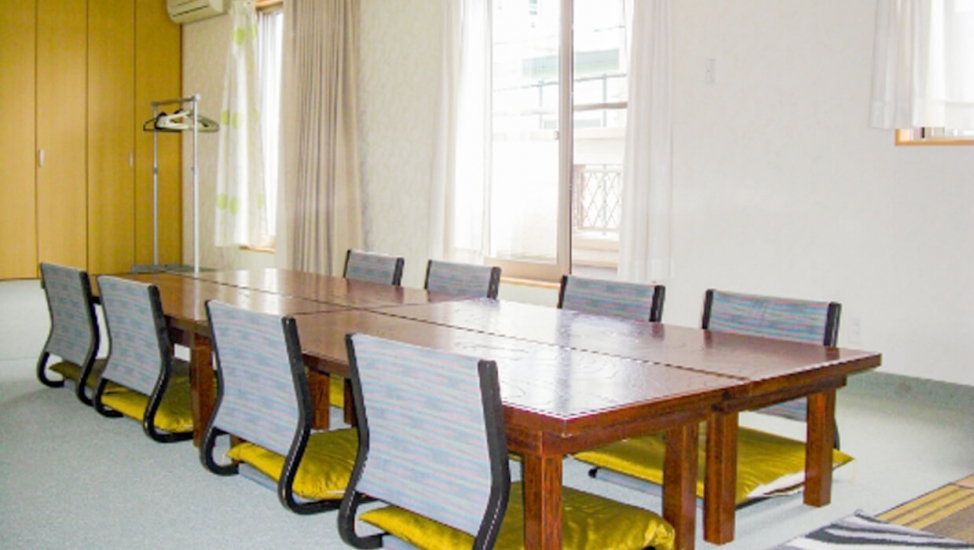 八尾葬儀社やすらかホール