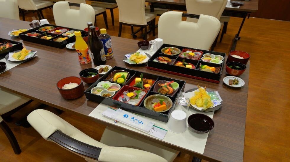 八光殿 八尾中央