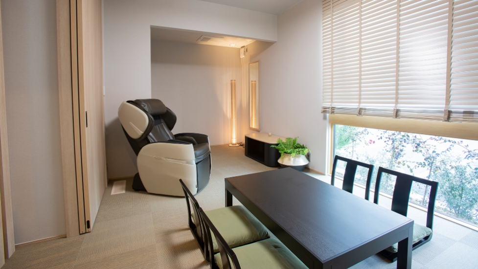 玉泉院家族葬邸宅光吉