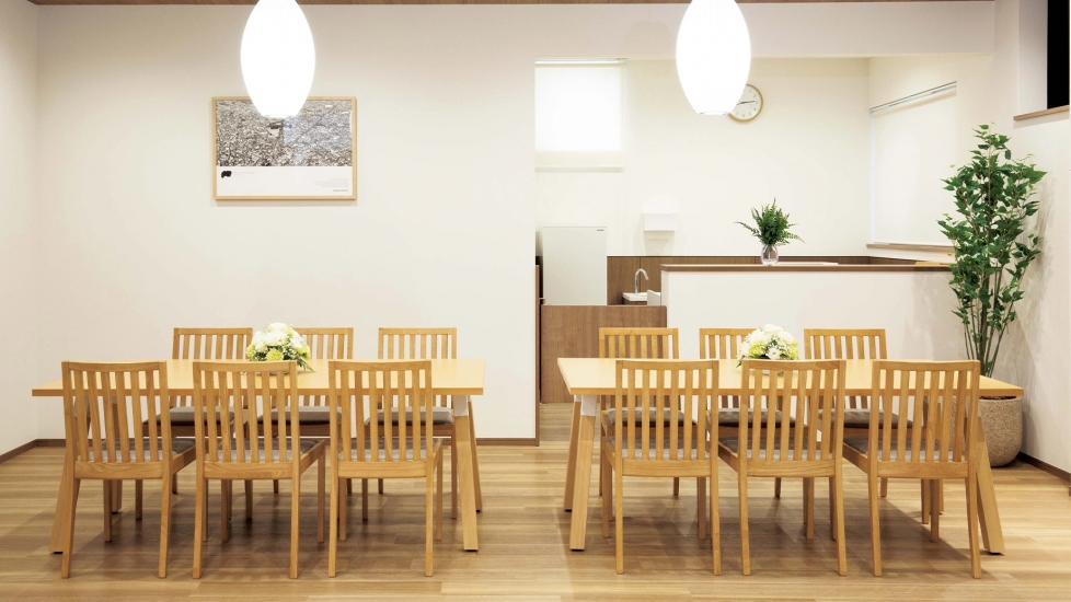 エンディングハウス弥刀